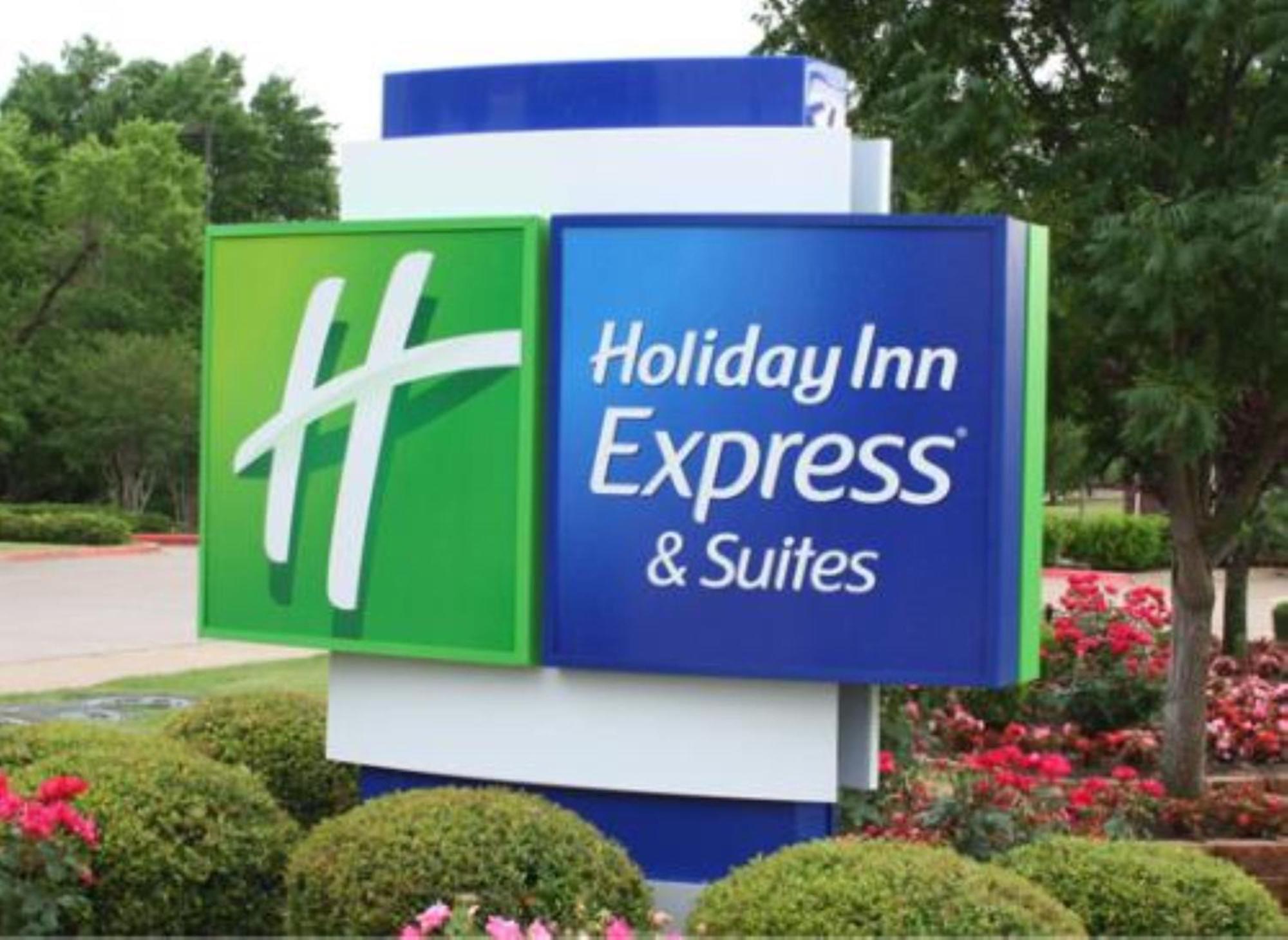 Holiday Inn Express & Suites Bessemer - Birmingham Sw By Ihg Exterior foto