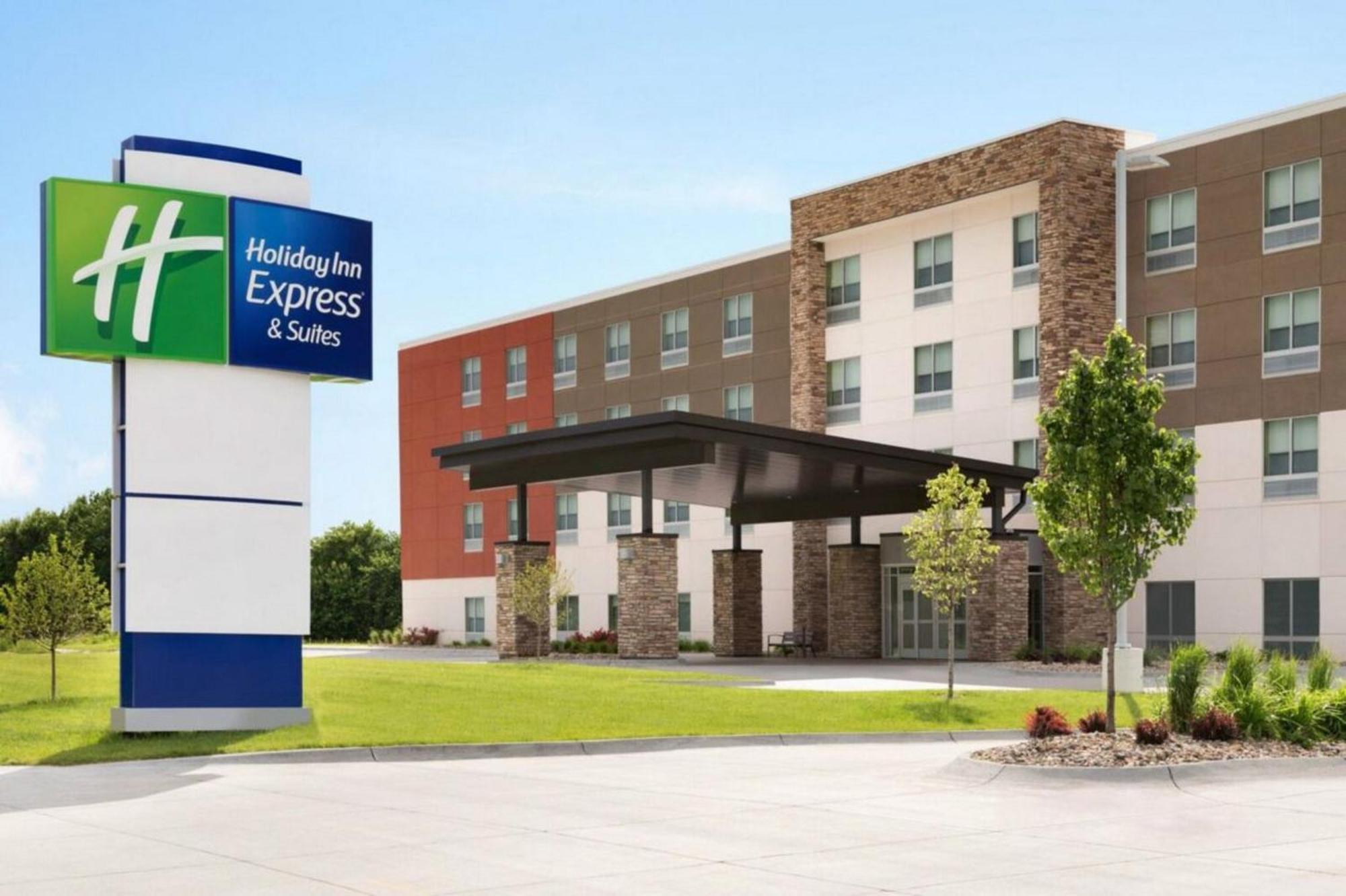 Holiday Inn Express & Suites Bessemer - Birmingham Sw By Ihg Exterior foto